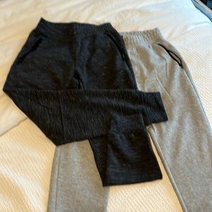 Uniqlo cotton sweats with zipper pockets S, black or grey available